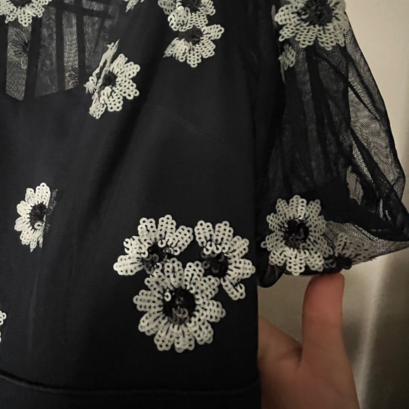 Monsoon Andrea embroidered midi dress in recycled polyester blue - Picture 3 of 9